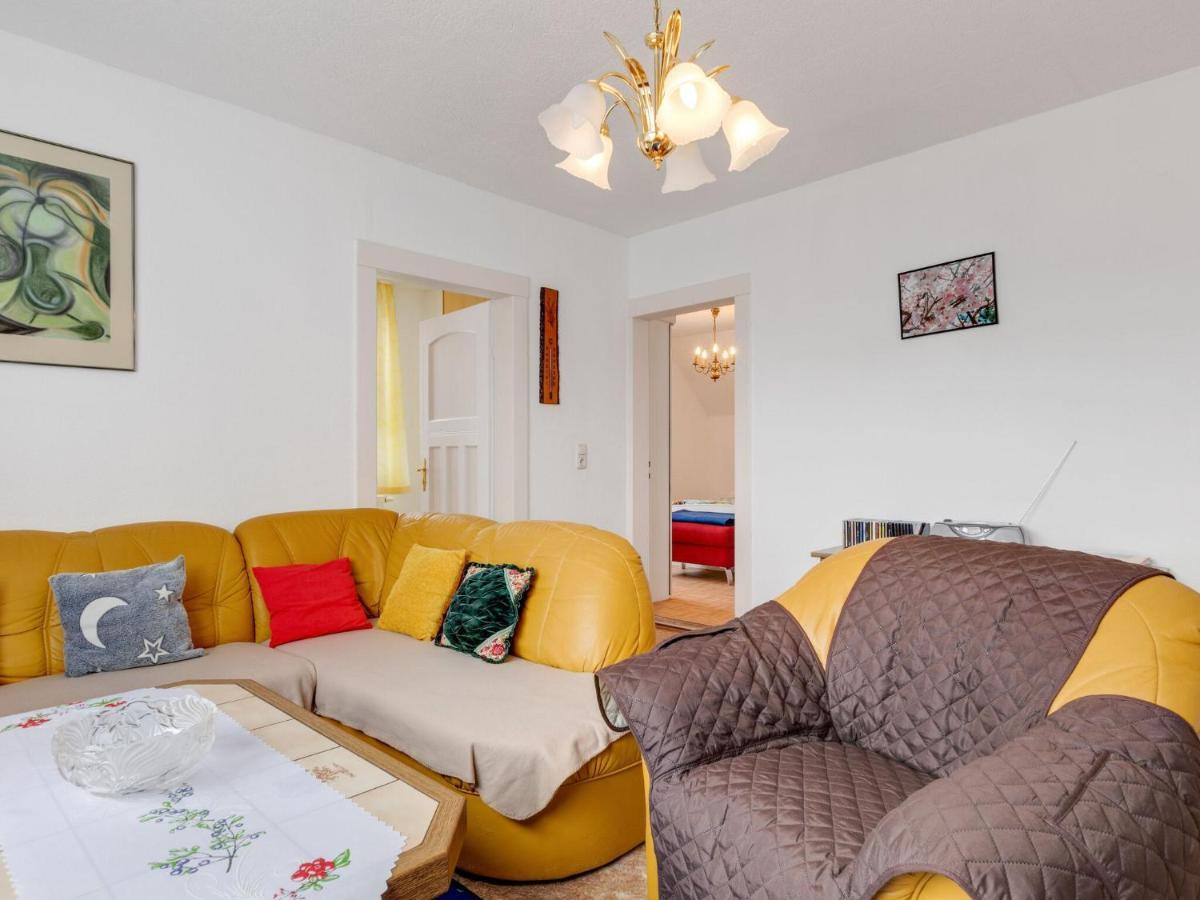 Cozy Apartment In Altenfeld With Garden Altenfeld (Thuringia) Exterior foto